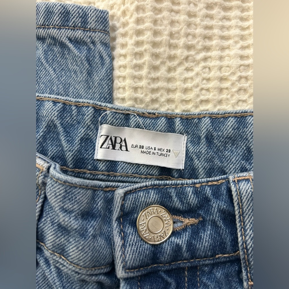 Zara Classic Denim Wide Leg Jeans - Picture 3 of 5